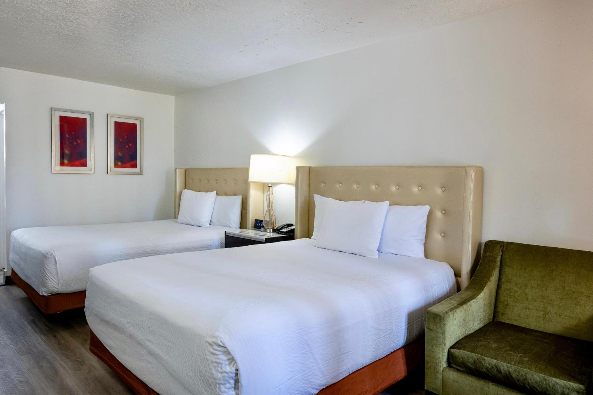 במוטל Ramada By Wyndham יומה מראה חיצוני תמונה