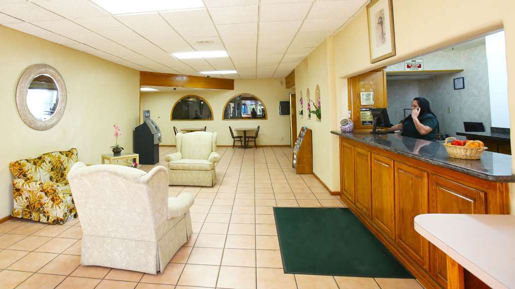 במוטל Ramada By Wyndham יומה מראה פנימי תמונה