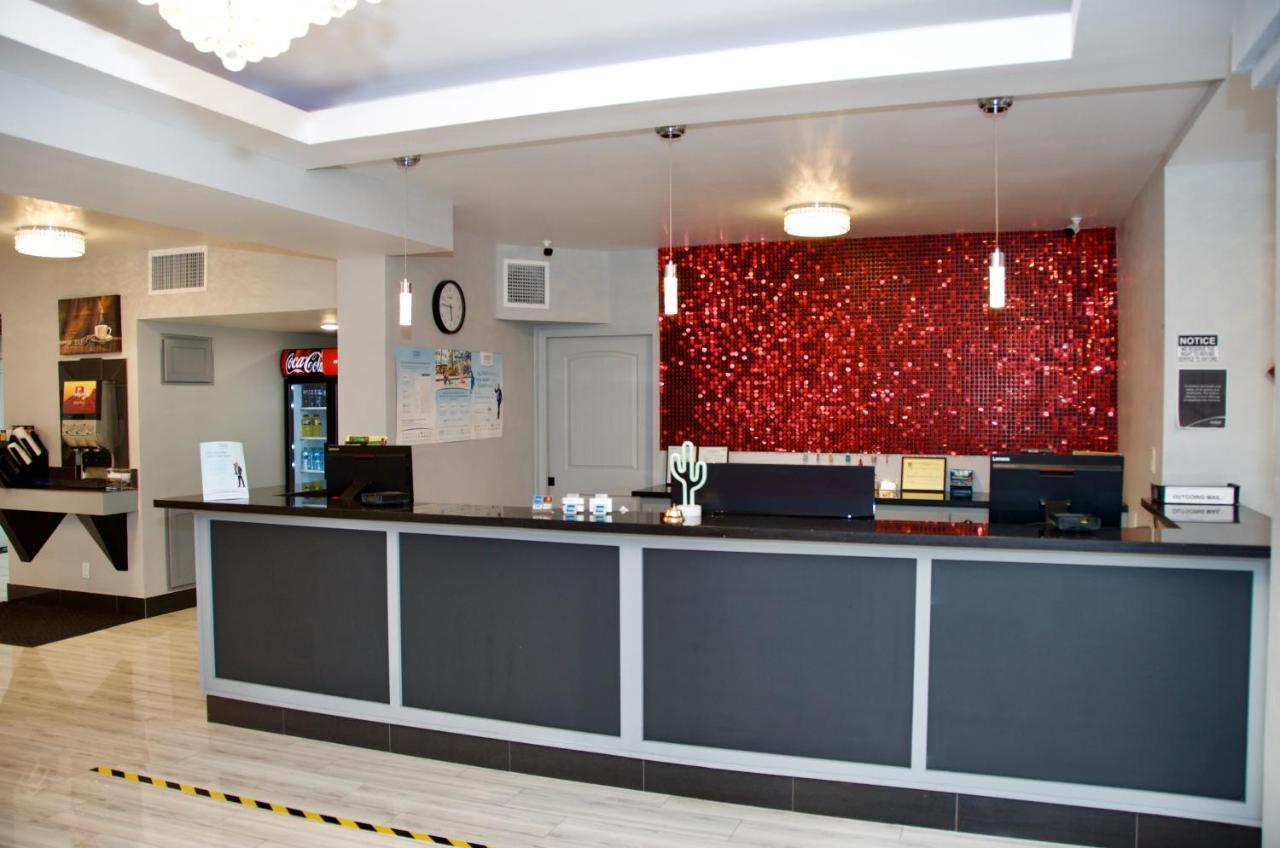 במוטל Ramada By Wyndham יומה מראה חיצוני תמונה